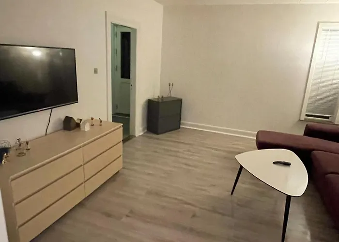 - Private Parking Holsted